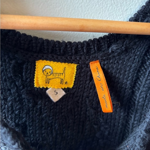 Black Knit Sleeveless Top - Picture 6 of 8